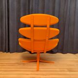 Corona Sepctrum armchair, model EJ 5-S, designed by Poul M. Volther, Erik Jørgensen, Denmark.