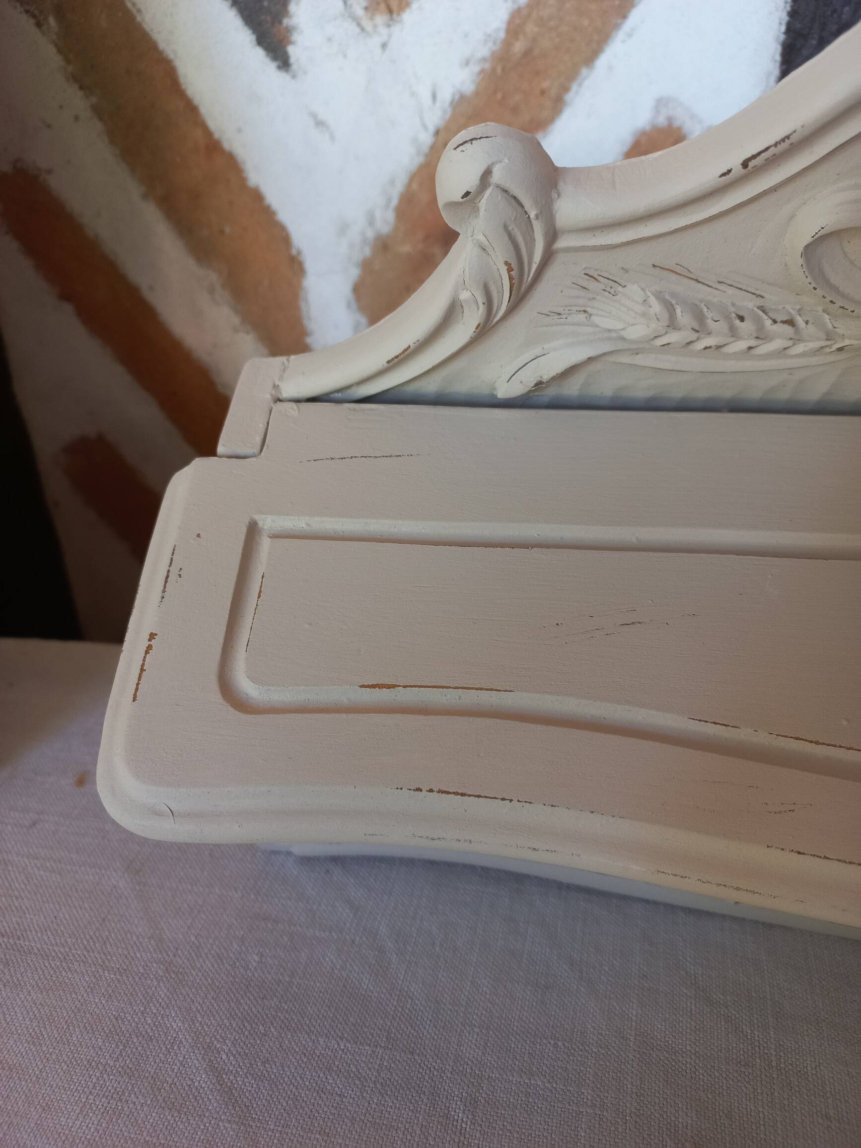 Wall console shelf empty pocket patinated linen