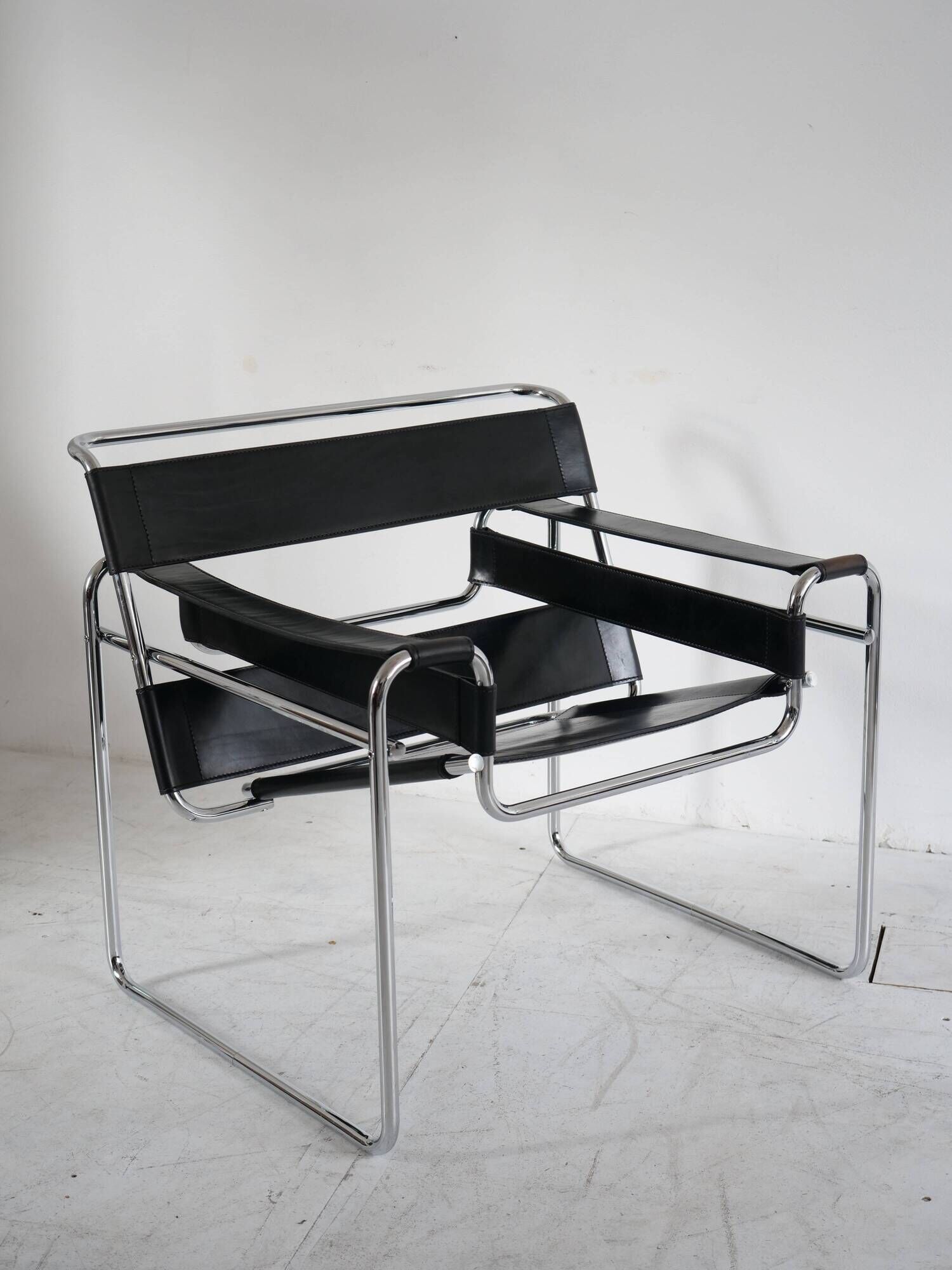 Bauhaus armchair Wassily B3 knoll 1980 by Marcel Breuer