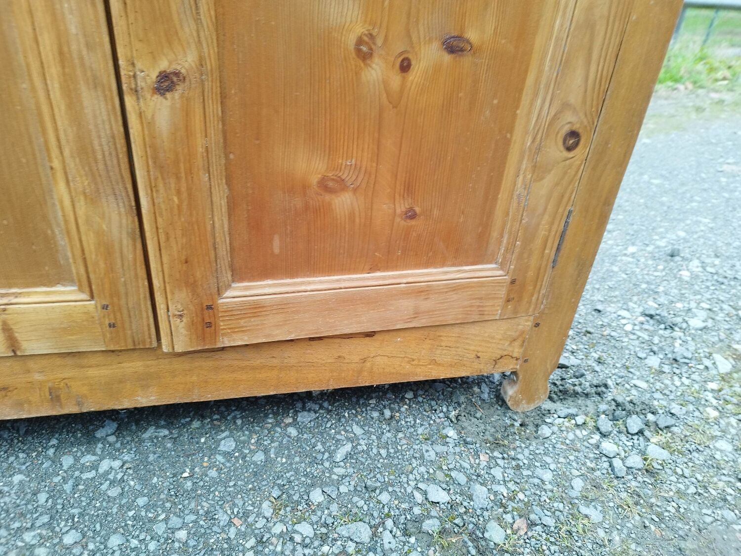 Parisian sideboard in drawer door pine good condition