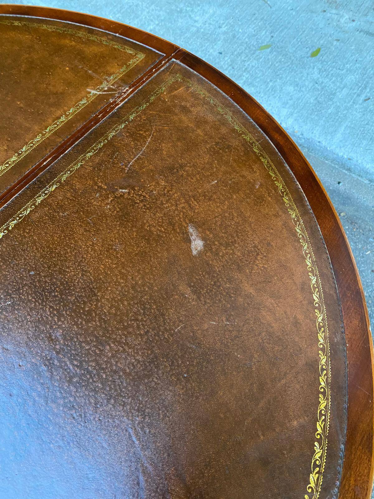 Table à manger ronde relevable et extensible avec pied central 90cm