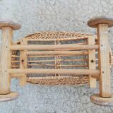 Jouet berceau en rotin