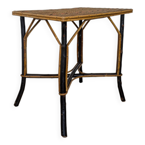 Table en bois et rotin - 1920