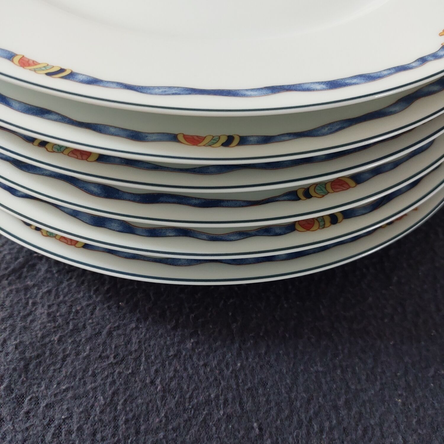 Set of 6 flat plates Bernardaux