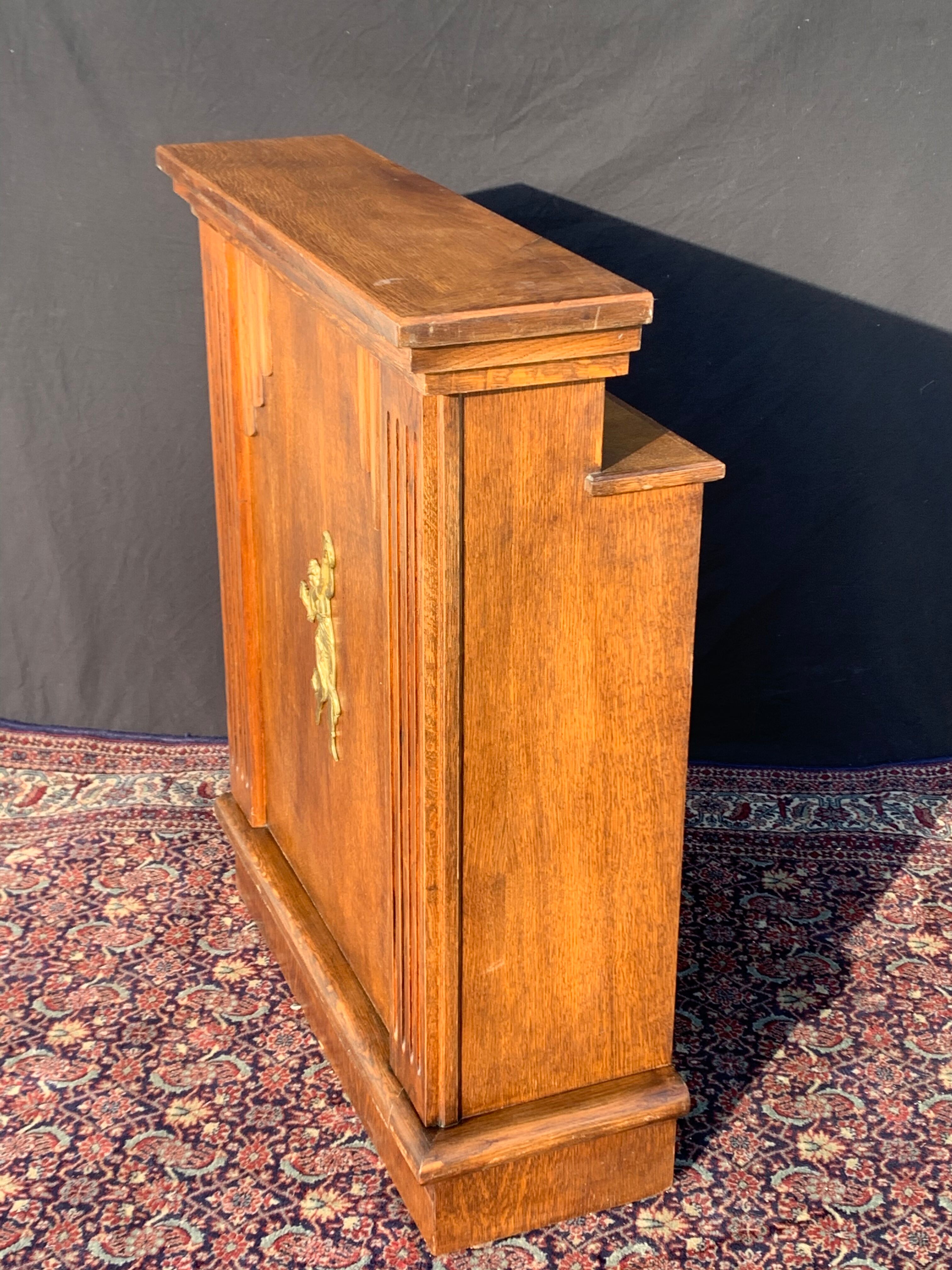 Bar, oak counter
