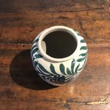 Ceramic vase with floral decorations