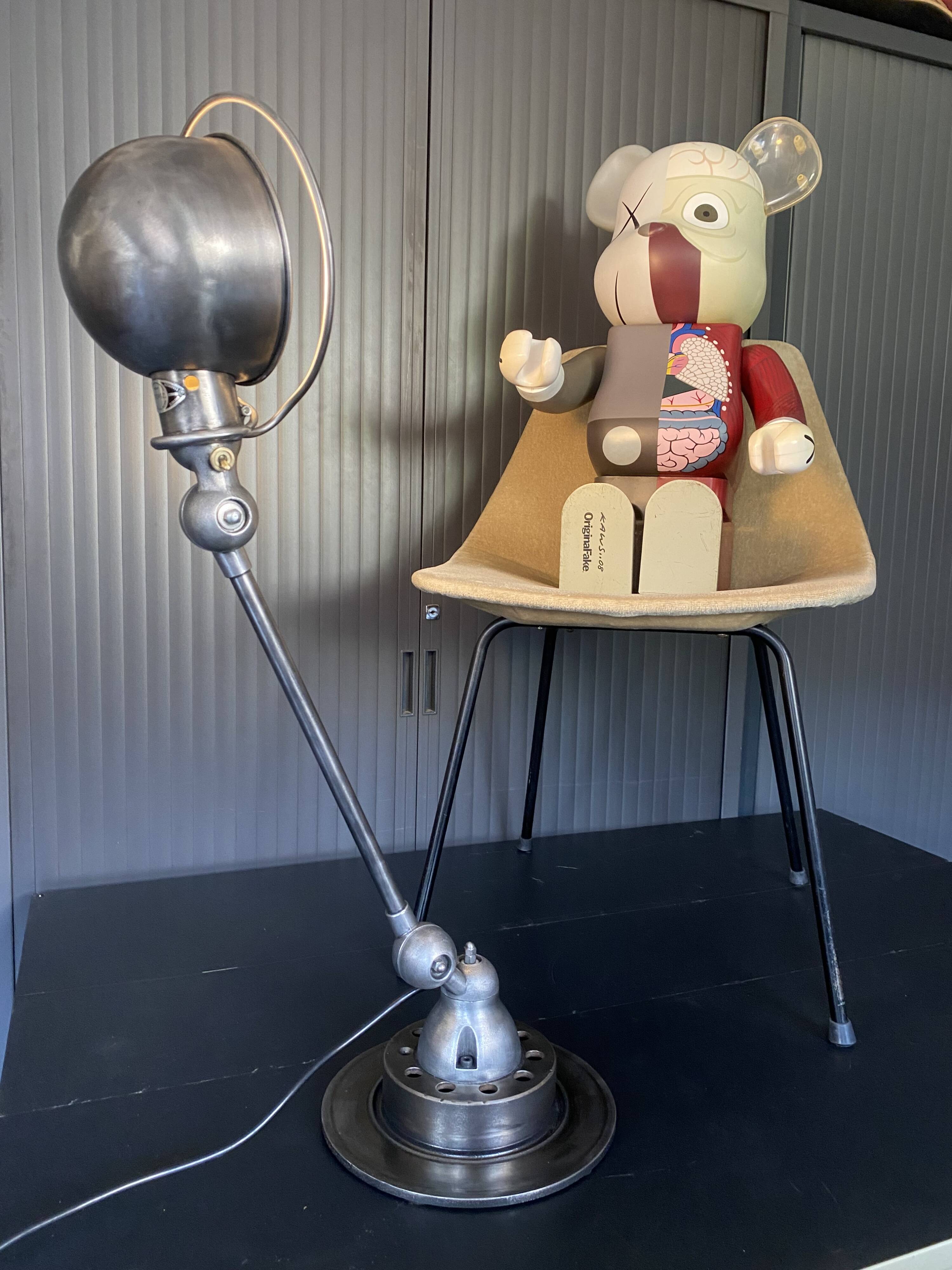 Lampe jieldé 1 bras patine graphite industriel vintage