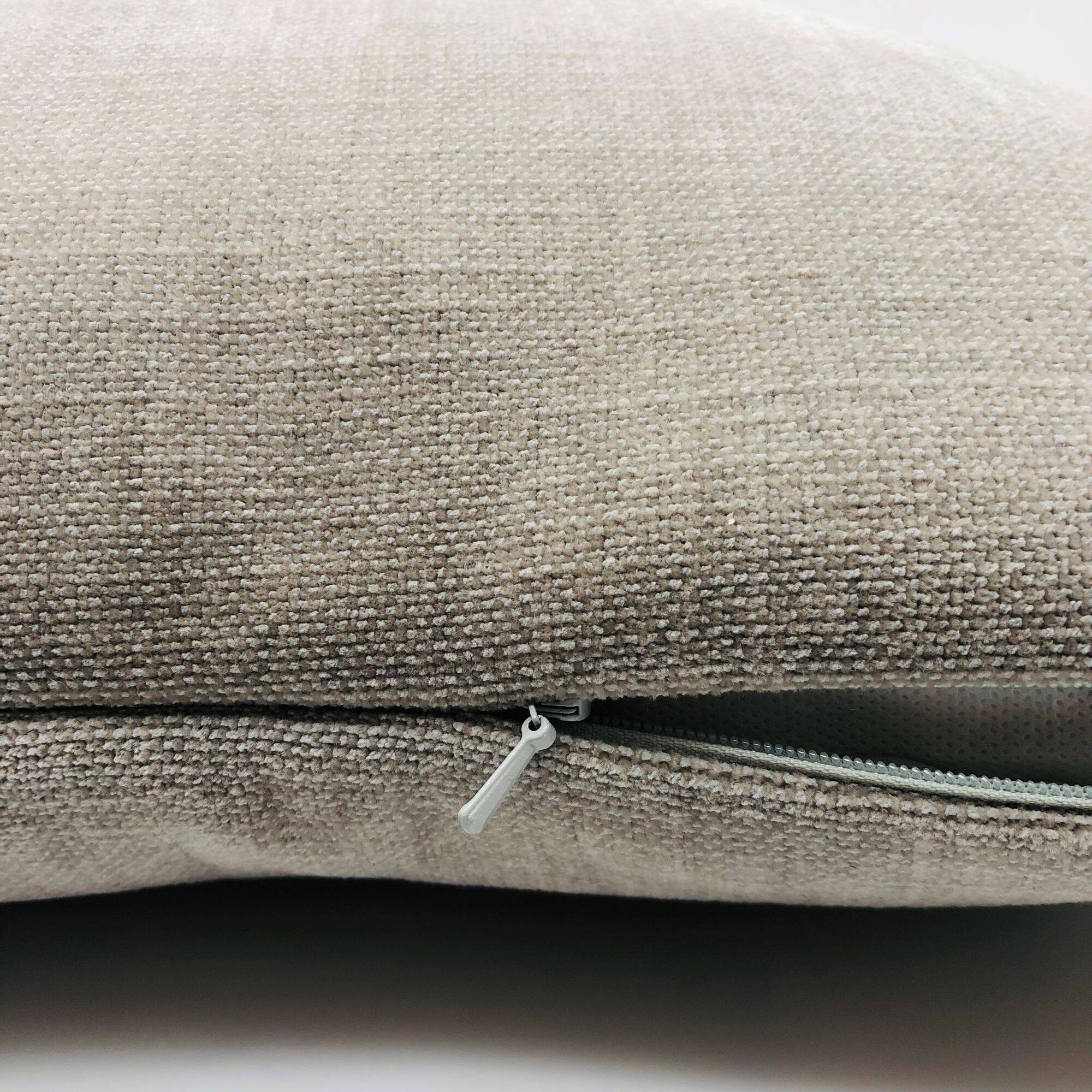 Rectangular cushion, cover and insert. Grey, Champagne. Layla model.