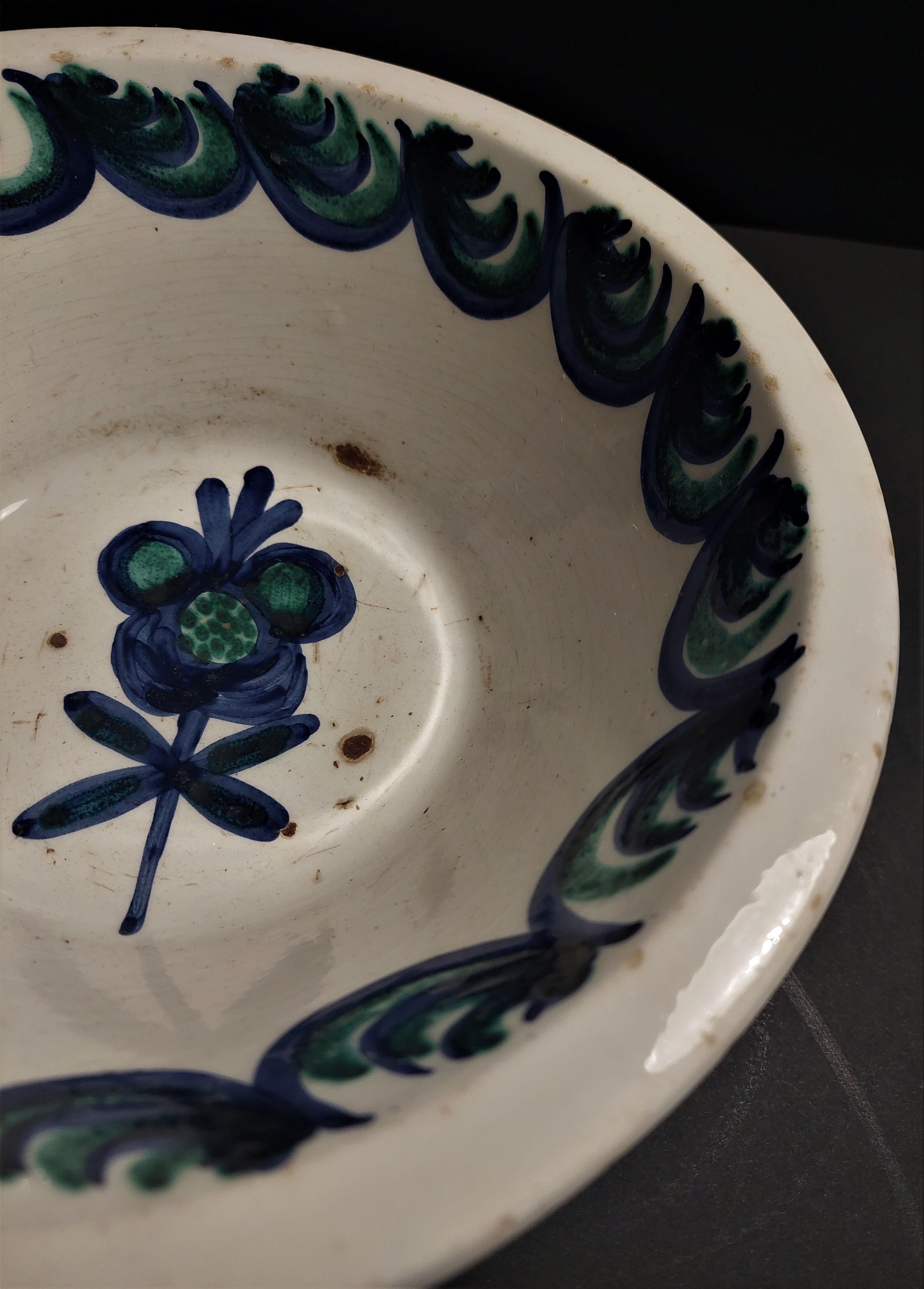 Spanish earthenware dish Ibiza early twentieth century