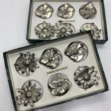 12 door knives Tin of the Manor