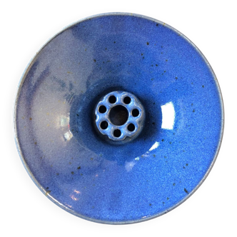 Taizé sandstone flower pick