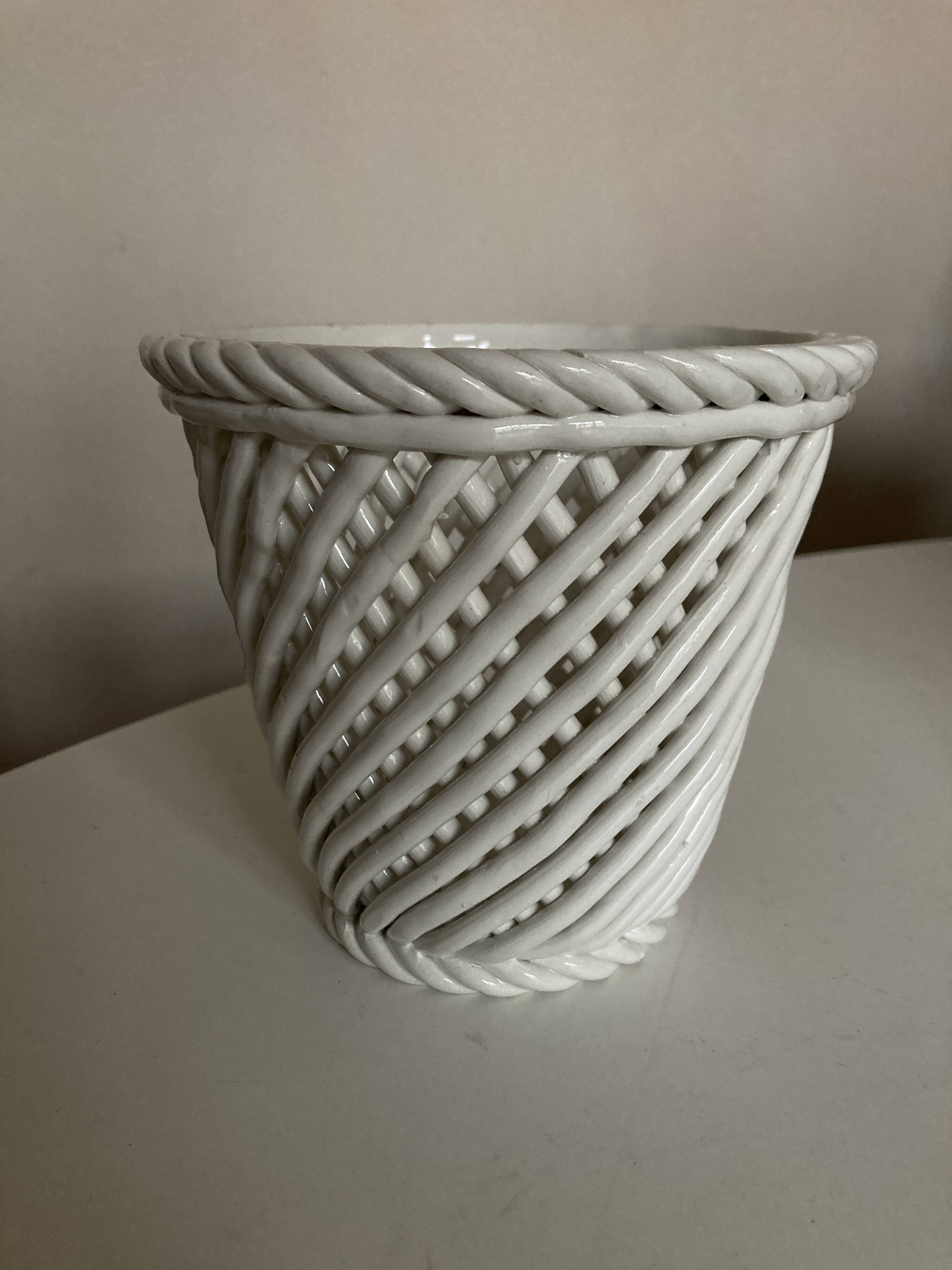 Cache pot XXL céramique tressée de Bassano 1960 numéroté travail italien