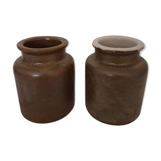 Lot of 2 pots in sandstone