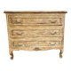 Commode rustique à trois tiroirs