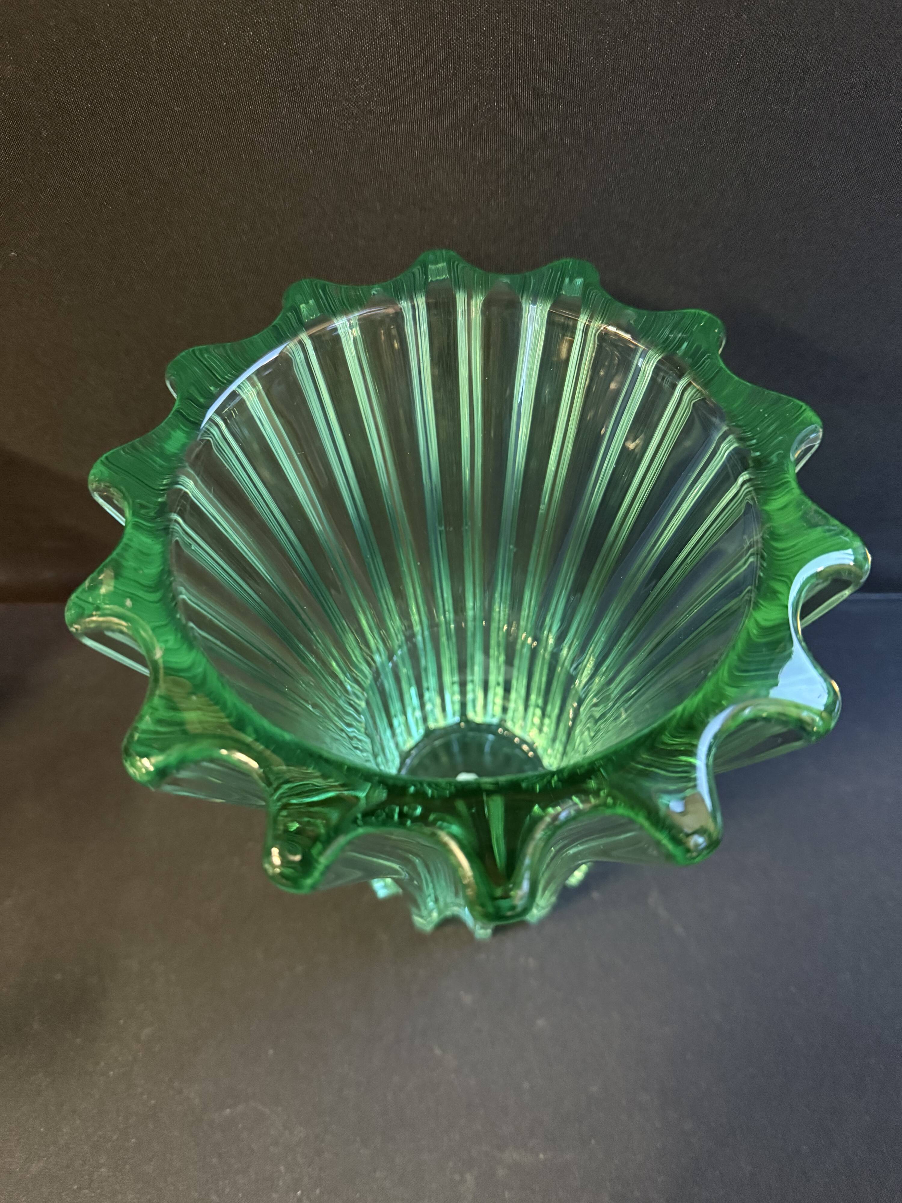 Large green Art Deco vase – Pierre d'Avesn