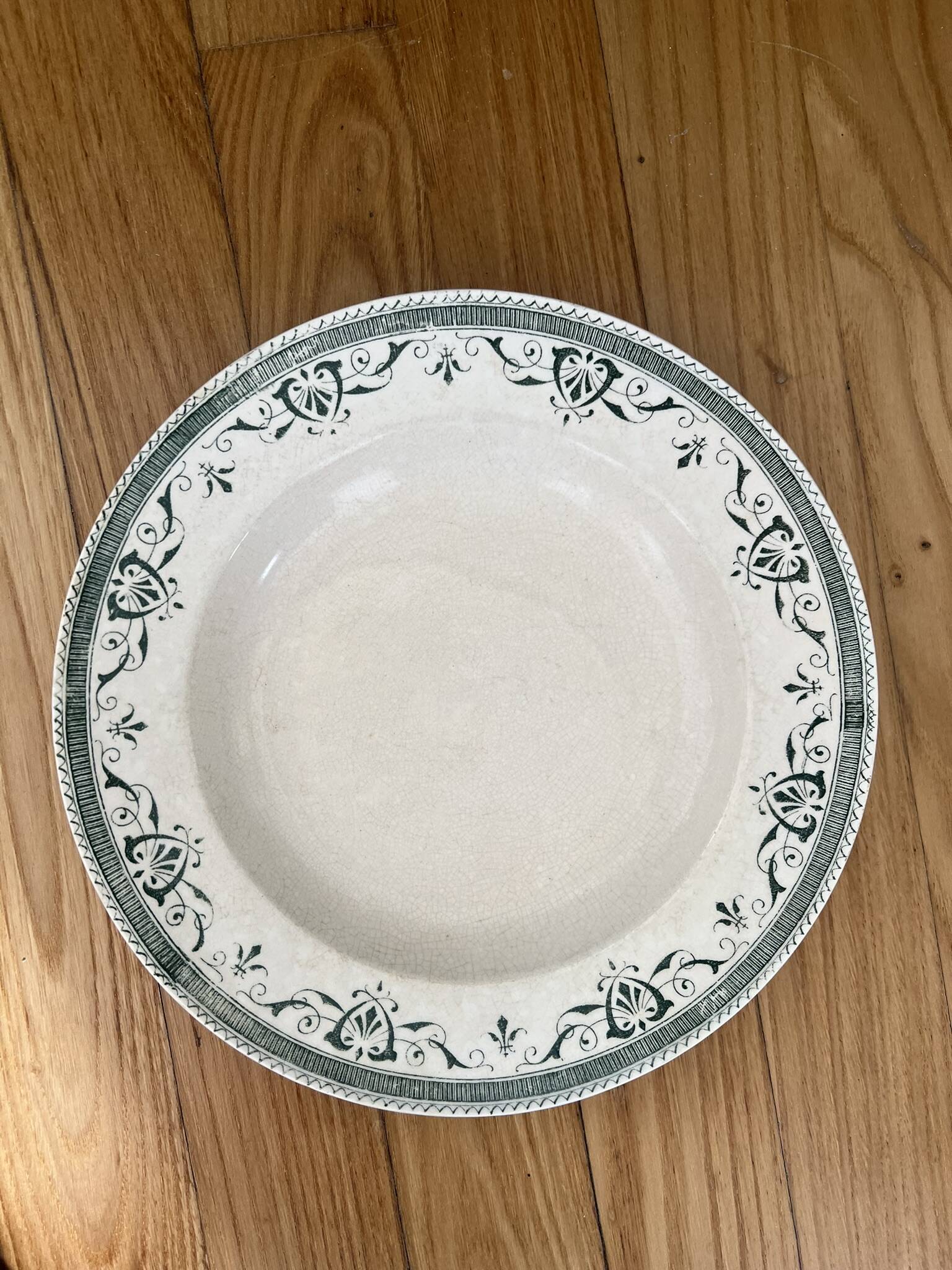 Deep plates made of ironstone