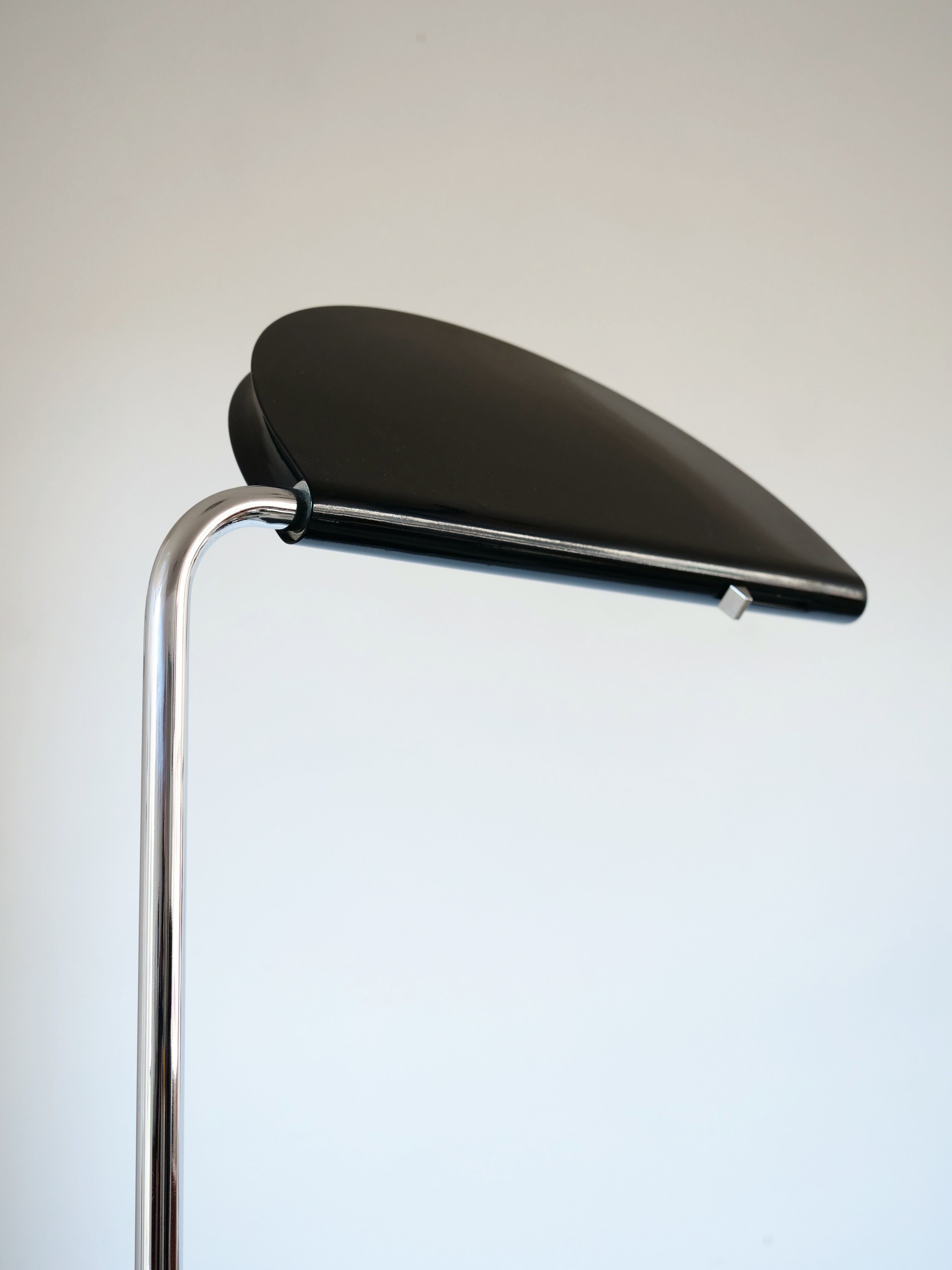 Floor lamp MezzaLuna by Bruno Gecchelin for Skipper italy