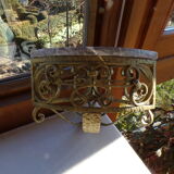 Corner shelf