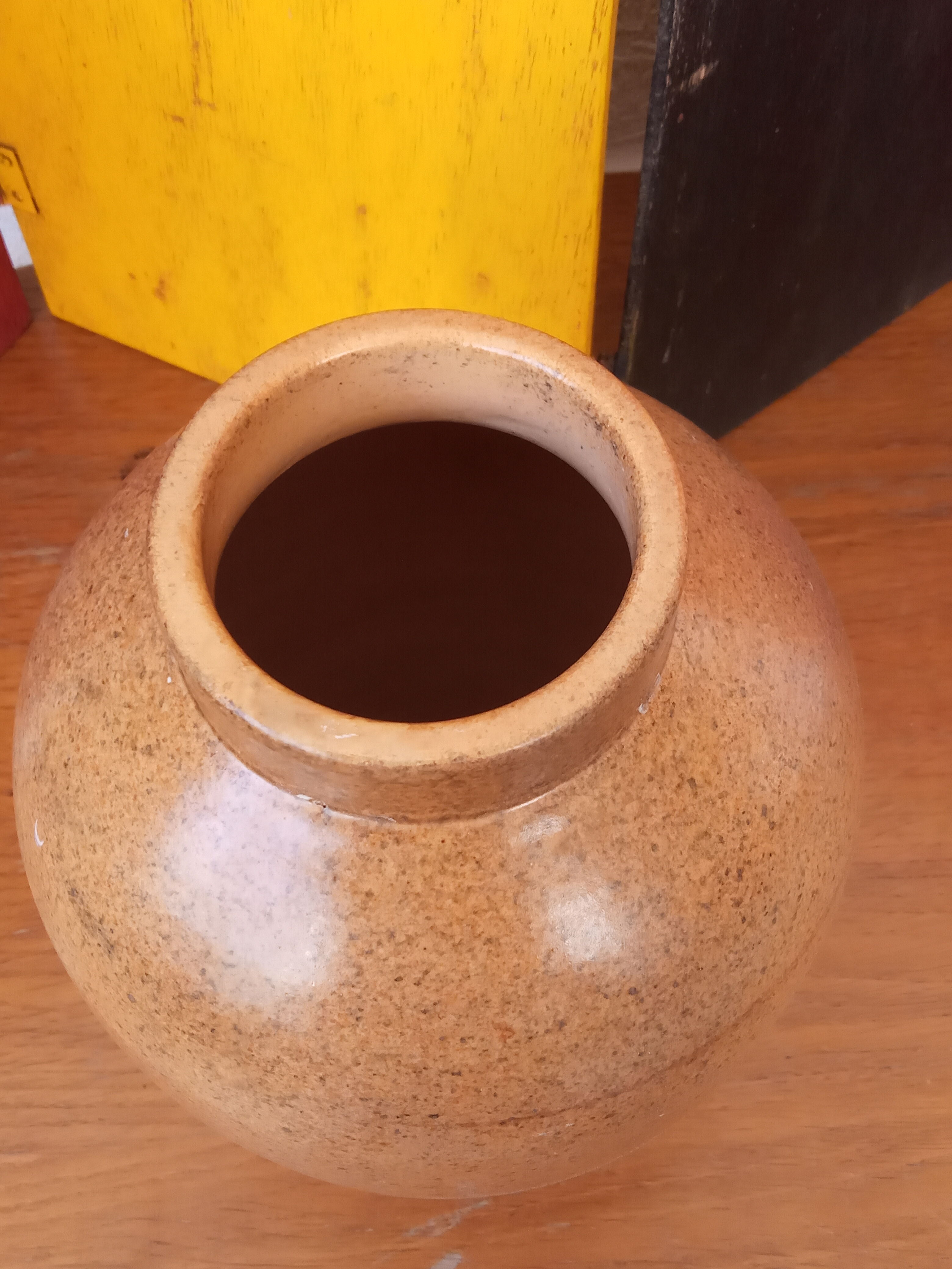70s / 80s pottery vase