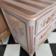 Commode Vintage vieux rose