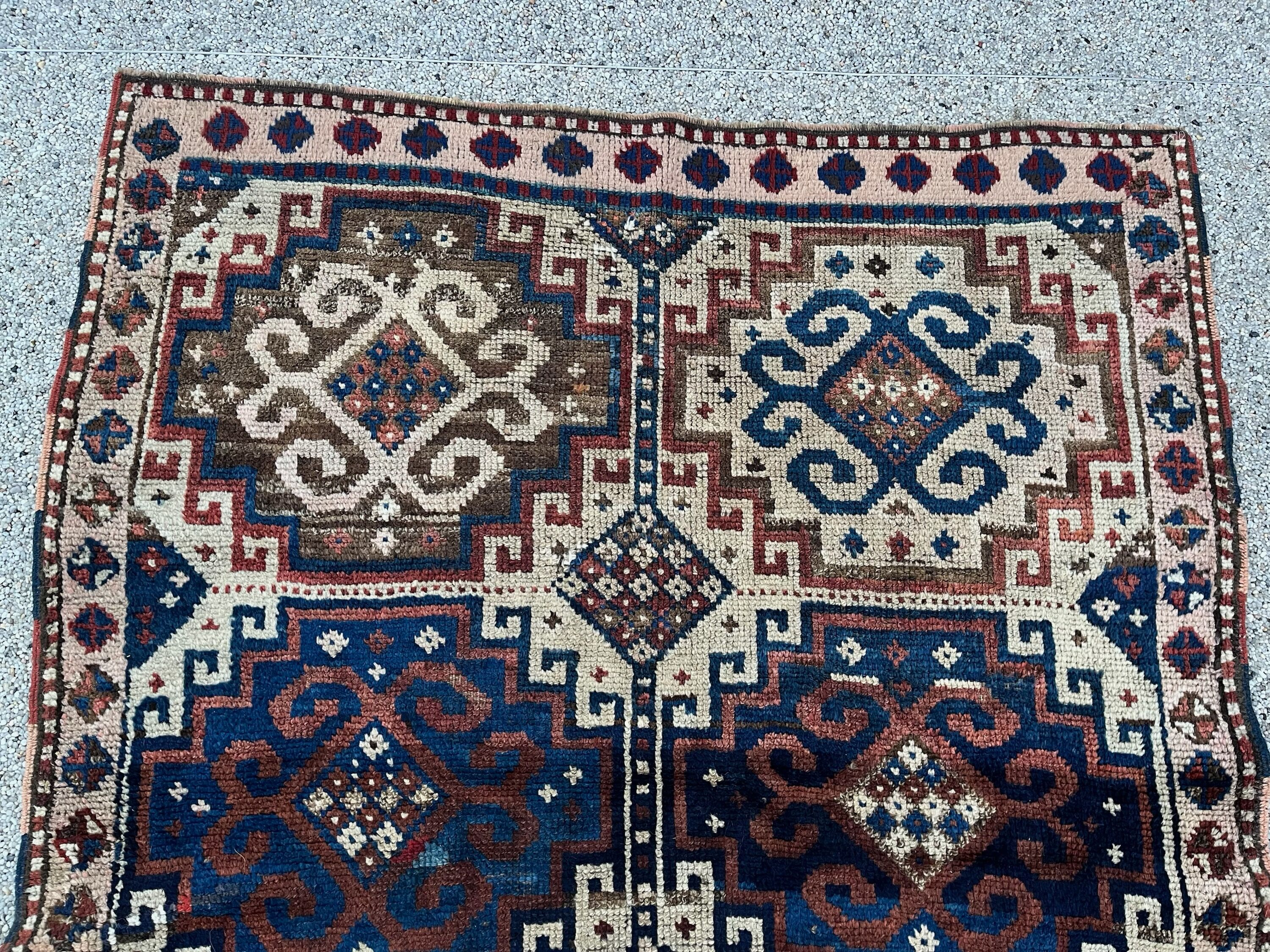 Kagizman anatolia tribal kurdish carpet