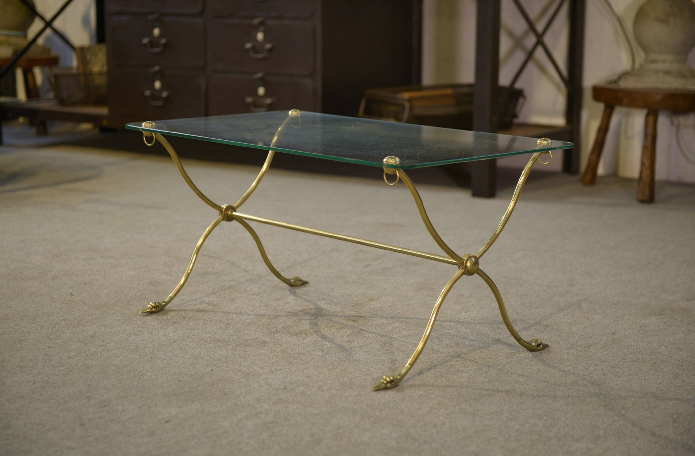 Table basse néo-classique attribuée à la Maison Jansen piétement col de cygne 1940’s