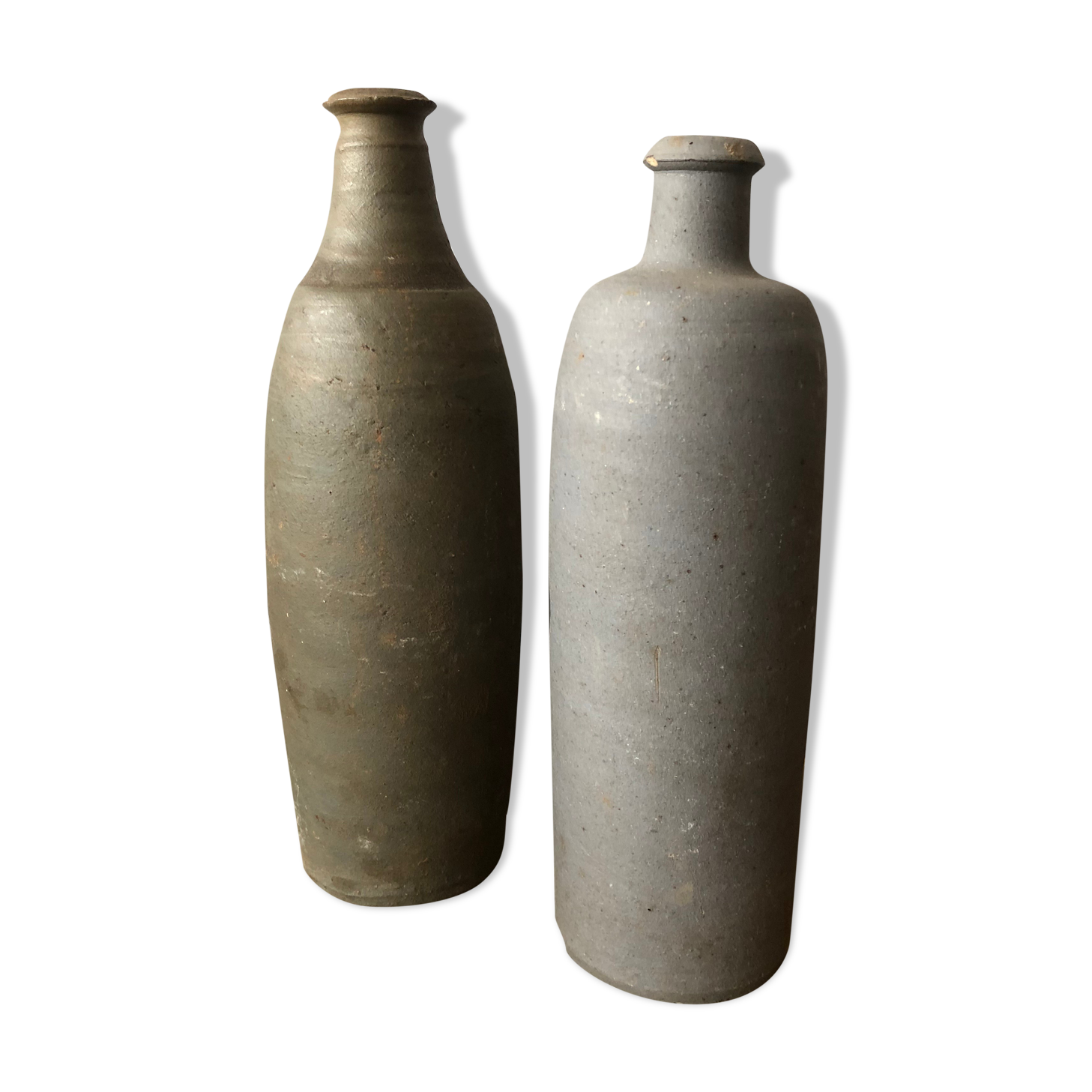 Set de 2 bouteilles en grès anciennes
