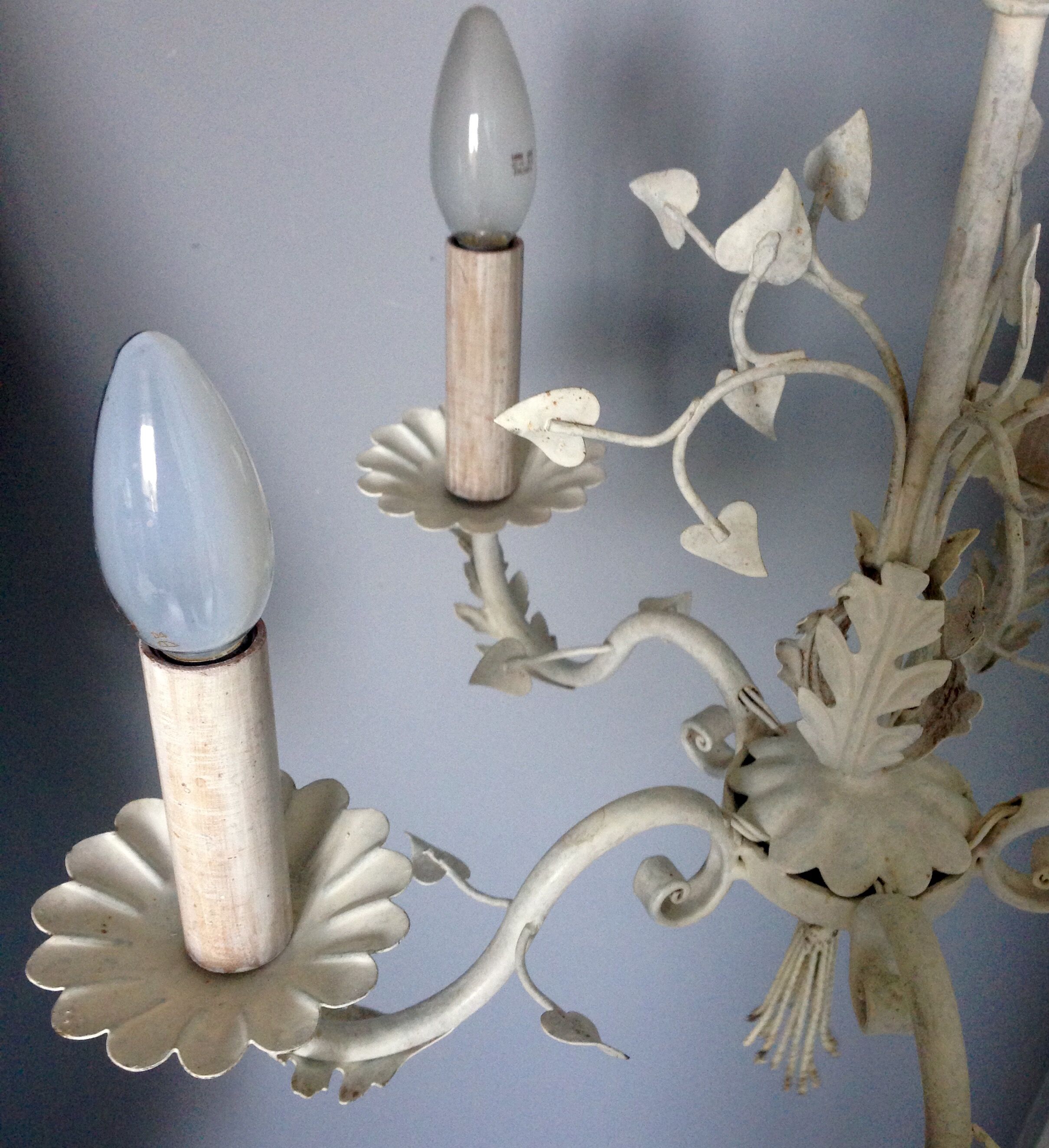 Acanthus and Ivy chandelier