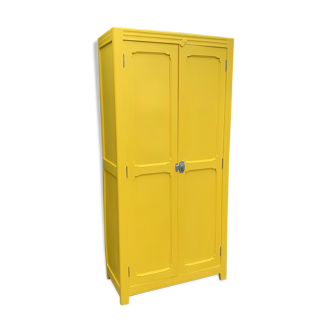 Powdered yellow parisian wardrobe 1950