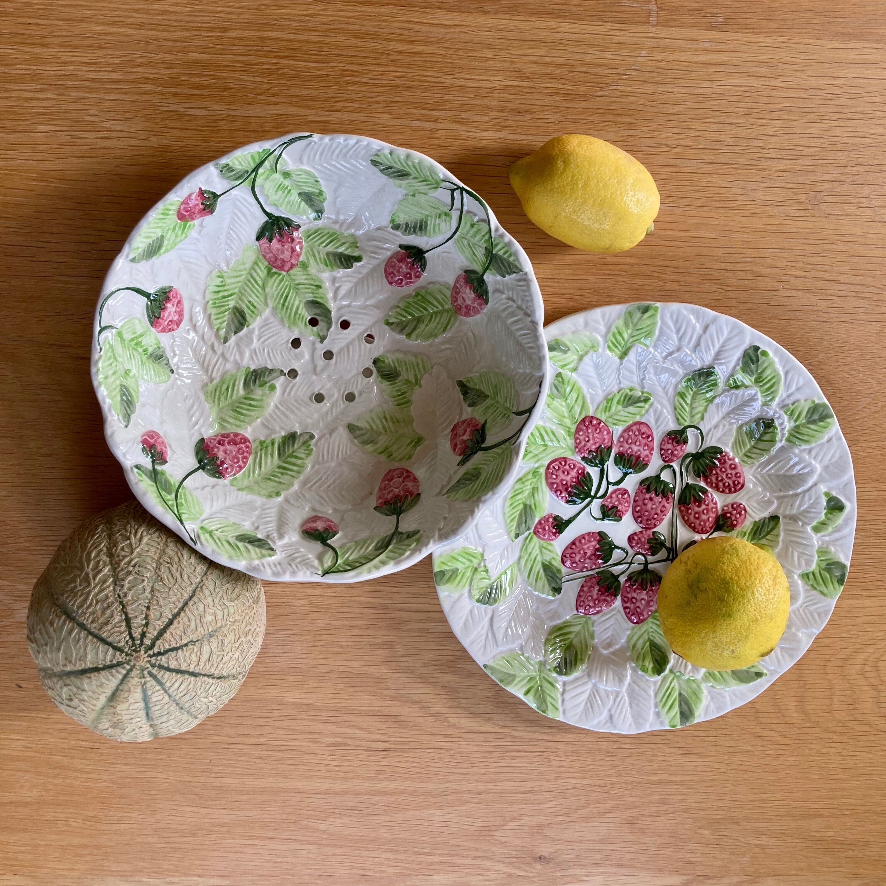 Set salad bowl fruit drainer and dish slurry