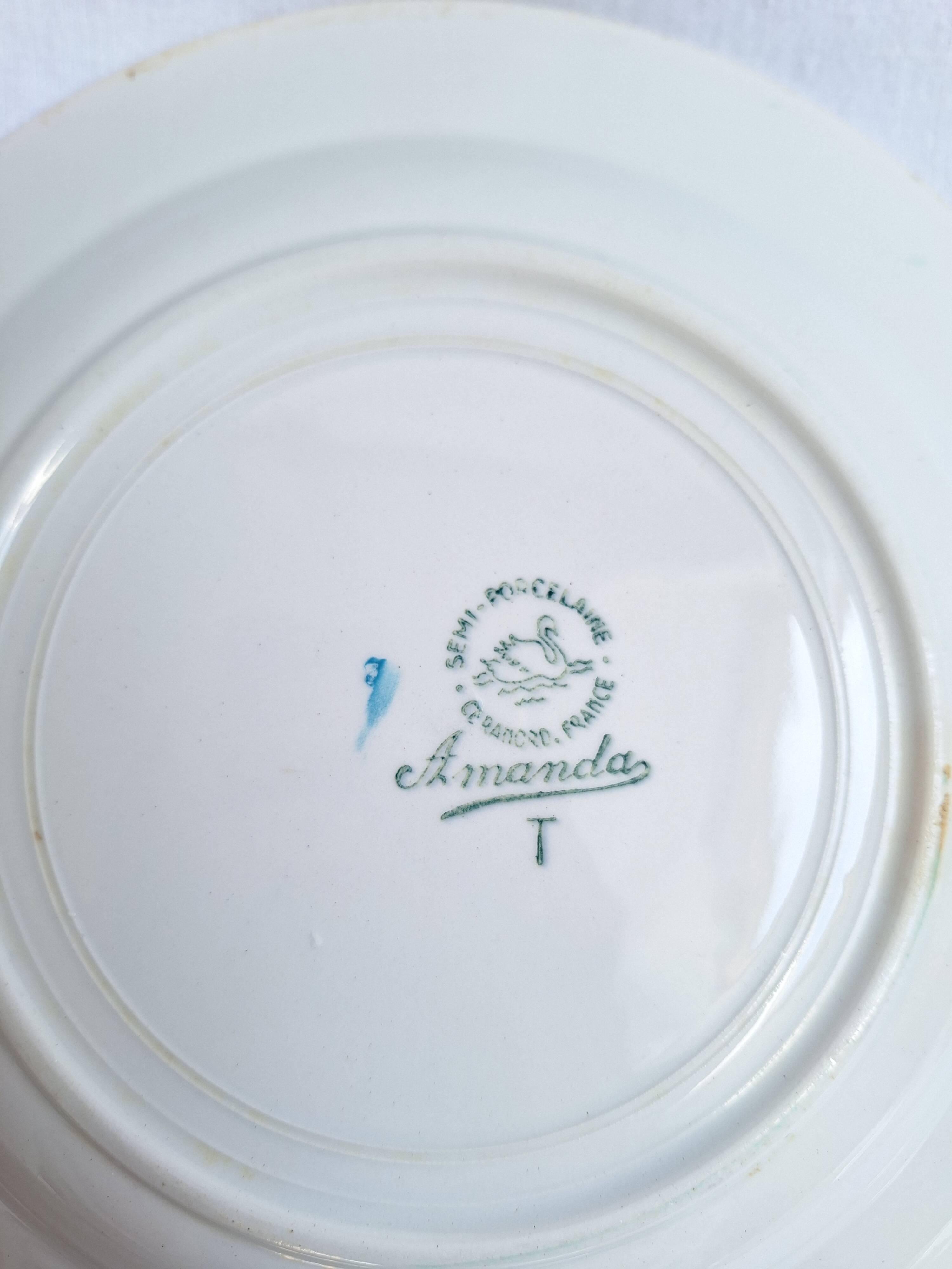 Assiettes creuses vertes St Amand, Céranord