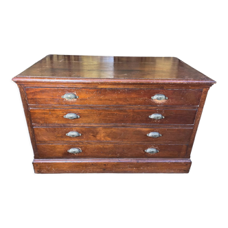 Chest of drawers