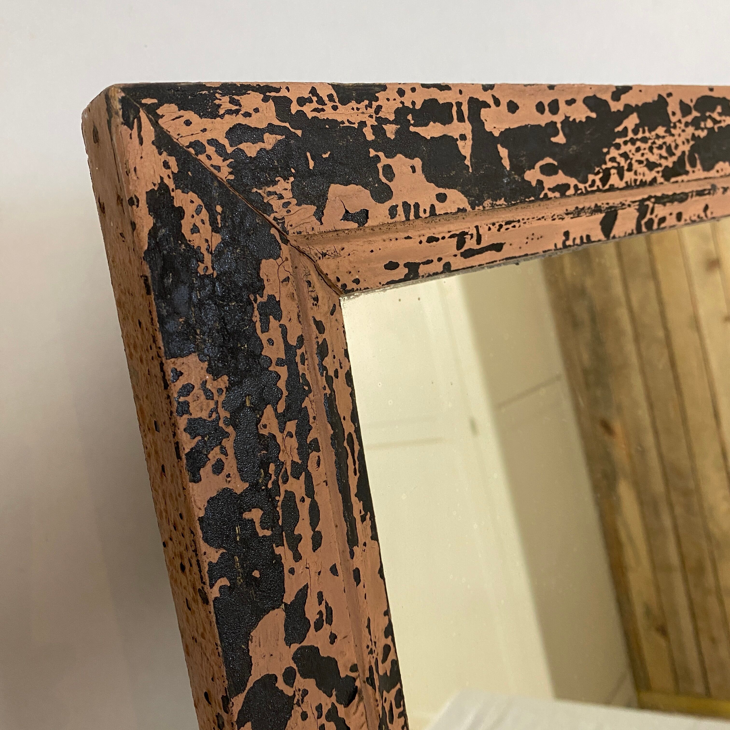 Speckled mirror