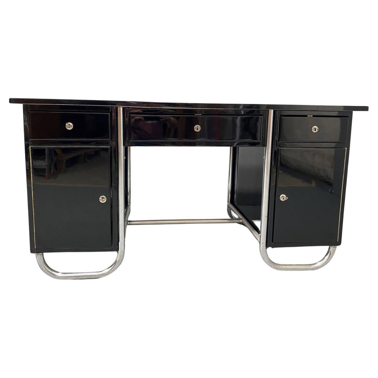 Bureau moderniste tchécoslovaque en chrome et bois, années 1950, Europe