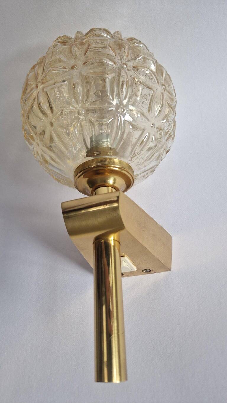 Pair of Midcentury Wall Lamps in style of Gaetano Sciolari, Italy, 1970s