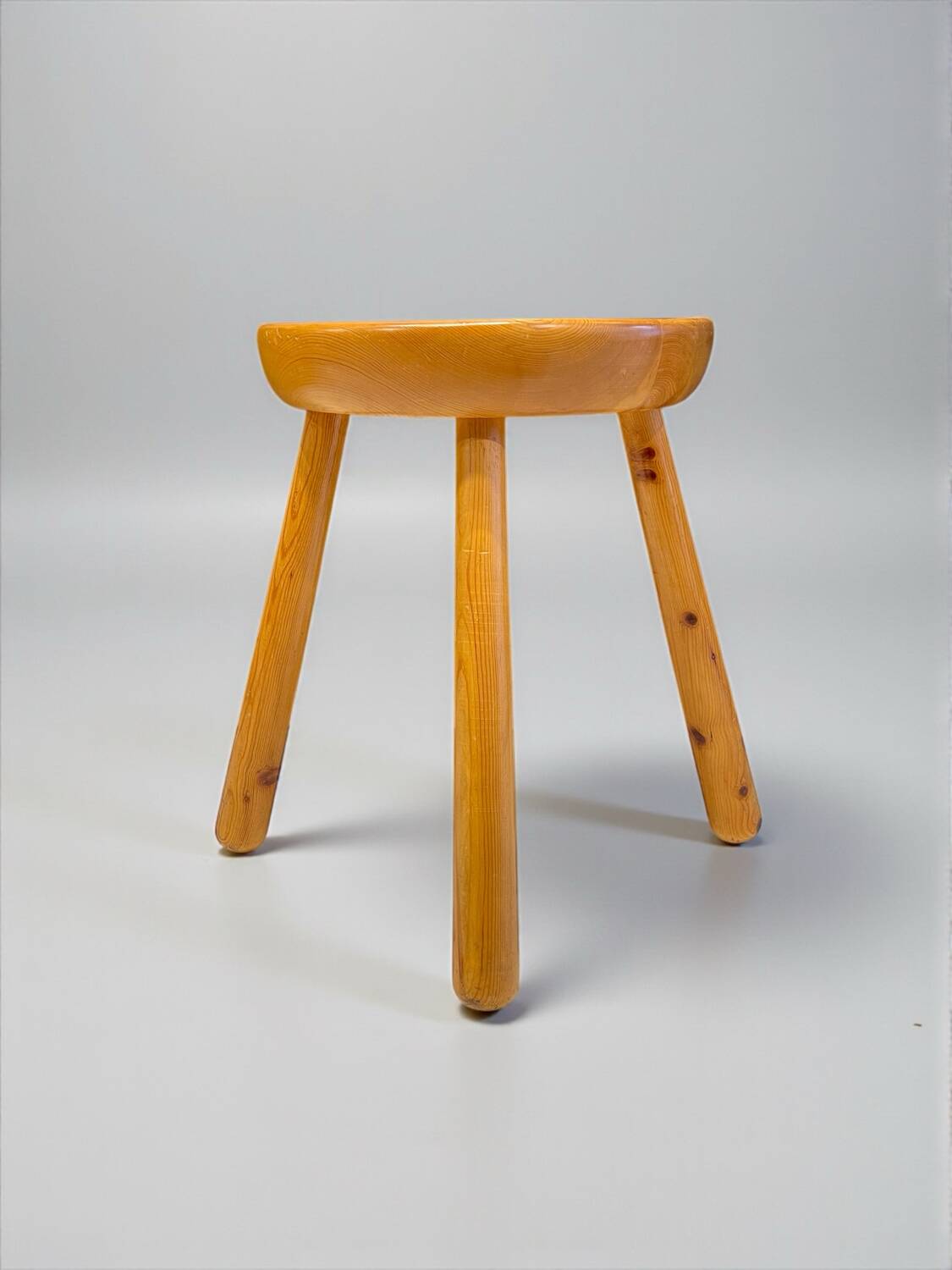 Tripod stool 1970