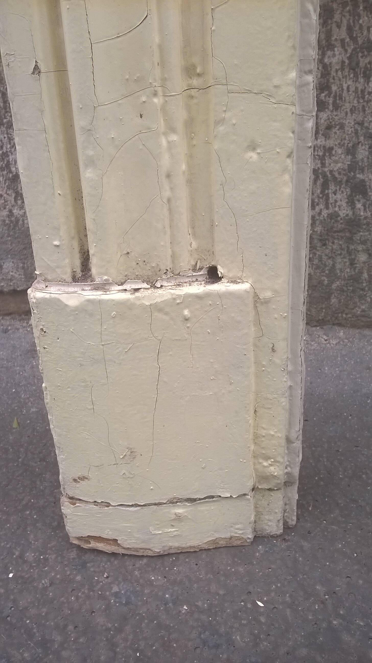 Porte mouluré avec cadre xix eme