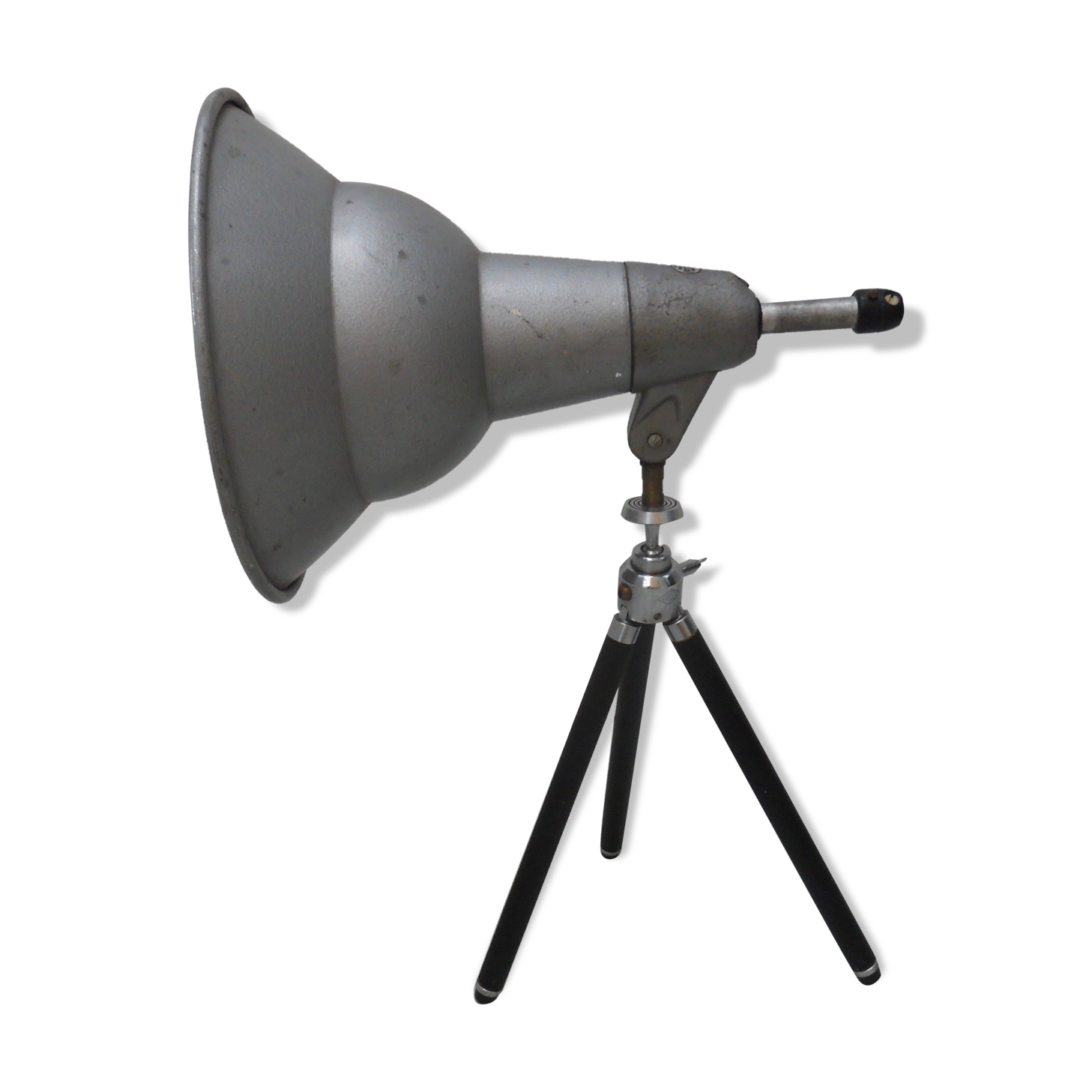 Lita standing projector