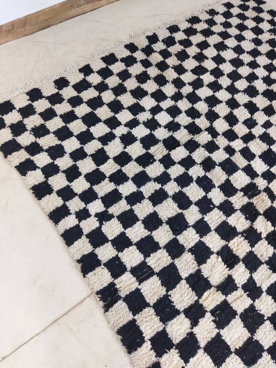 Handmade Moroccan Berber rug 156 X 100 CM