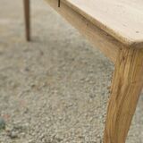 Rustic farmhouse table in solid oak with antique patina finish 200 x 90