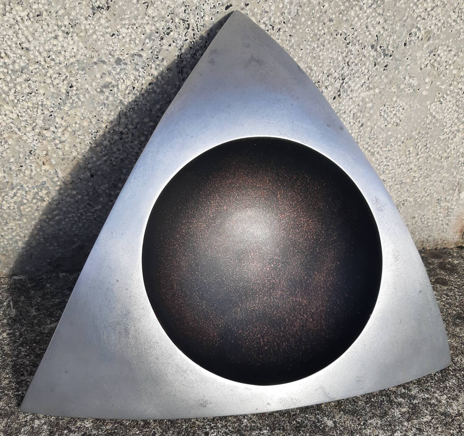 Cast aluminum ashtray or pocket emptier