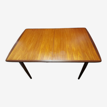 Table à manger, style scandinave, Gustave Bahus