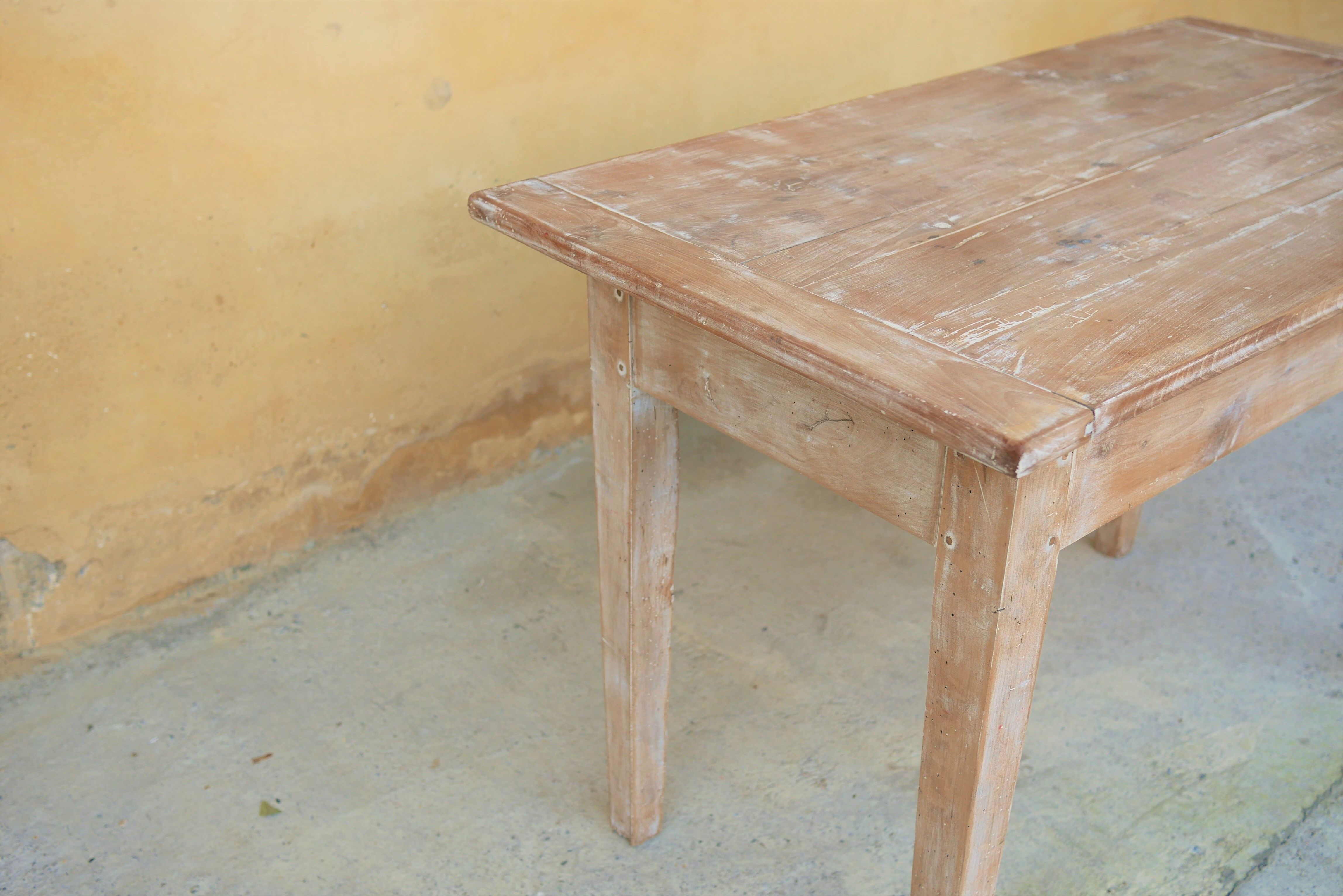 Table à manger de ferme vintage en bois