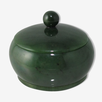 Boîte chinoise en jade vert