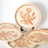 Flat plates in stoneware thistle decoration