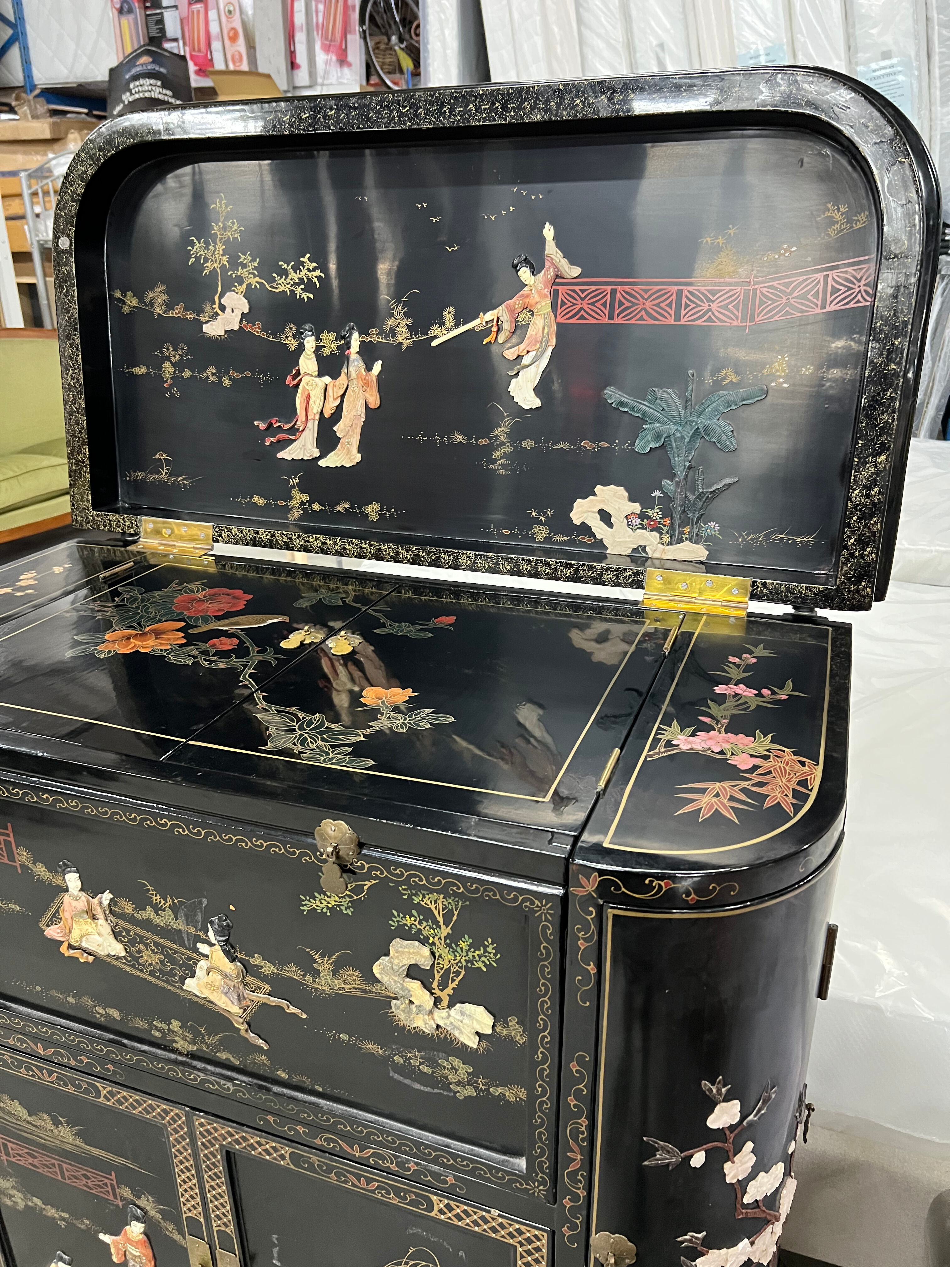 Chinese furniture black lacquered bar