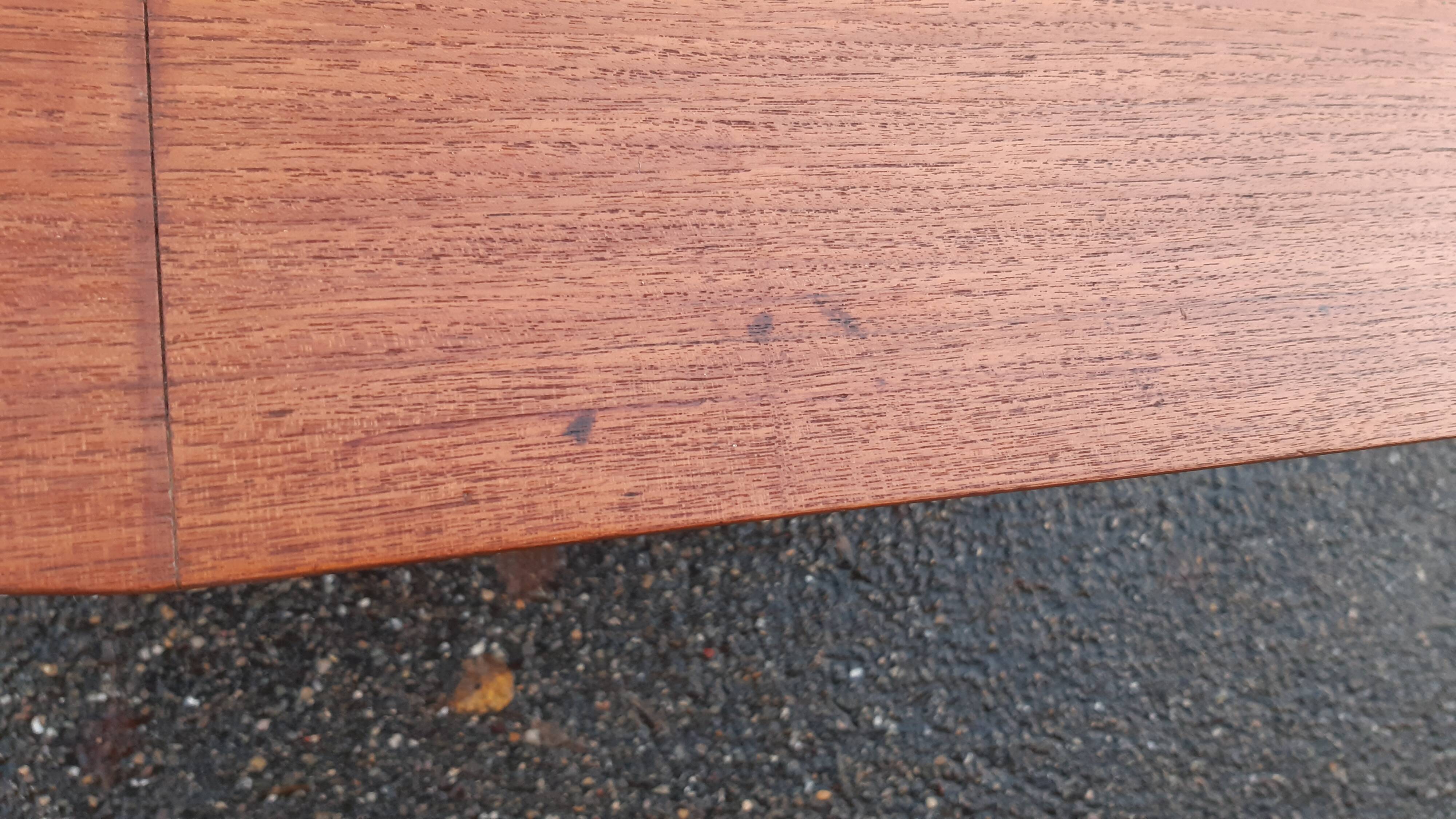 Table d'appoint scandinave