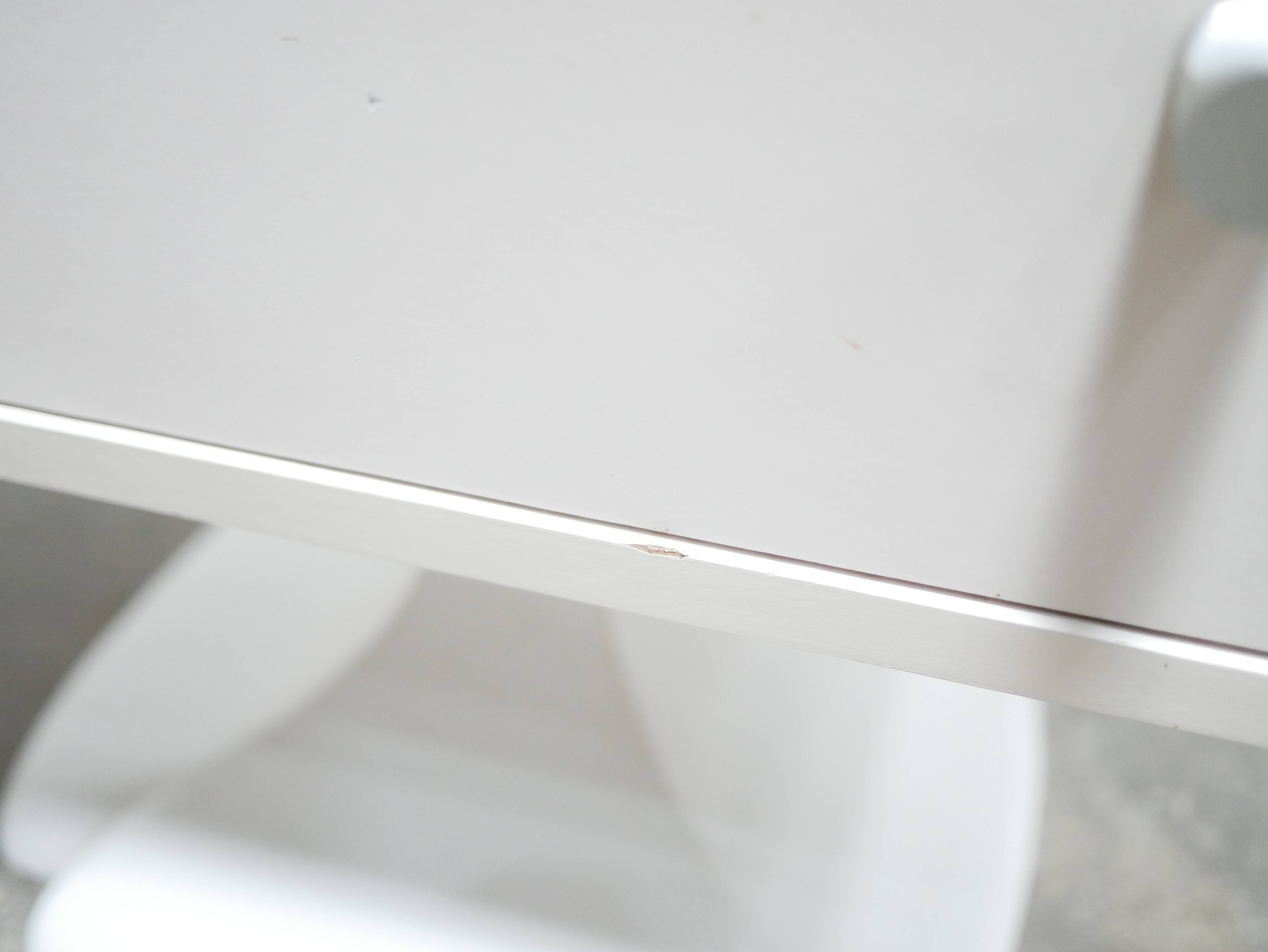Chevet vintage blanc édité par Gautier