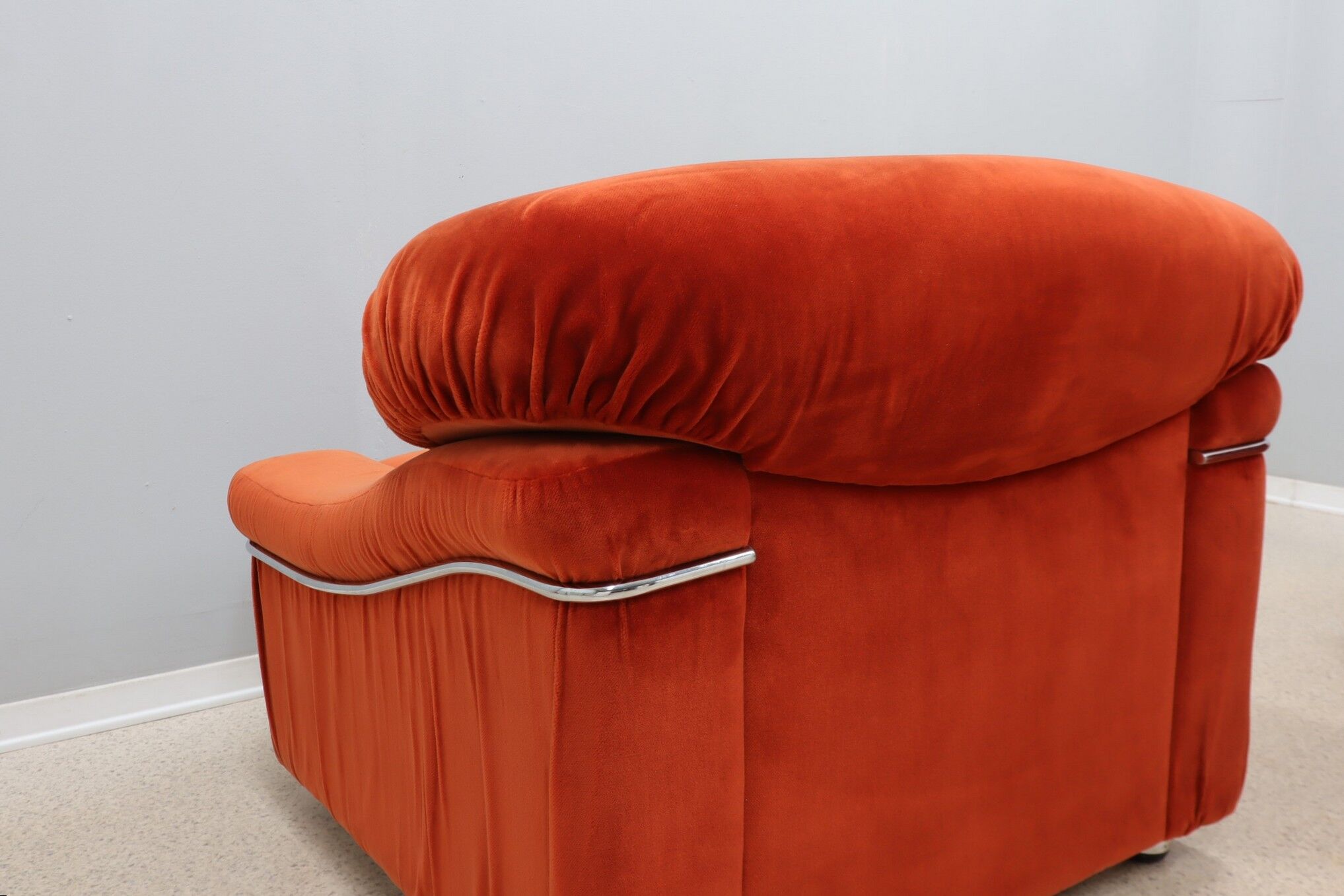 Vintage velvet armchairs Italy 1970s