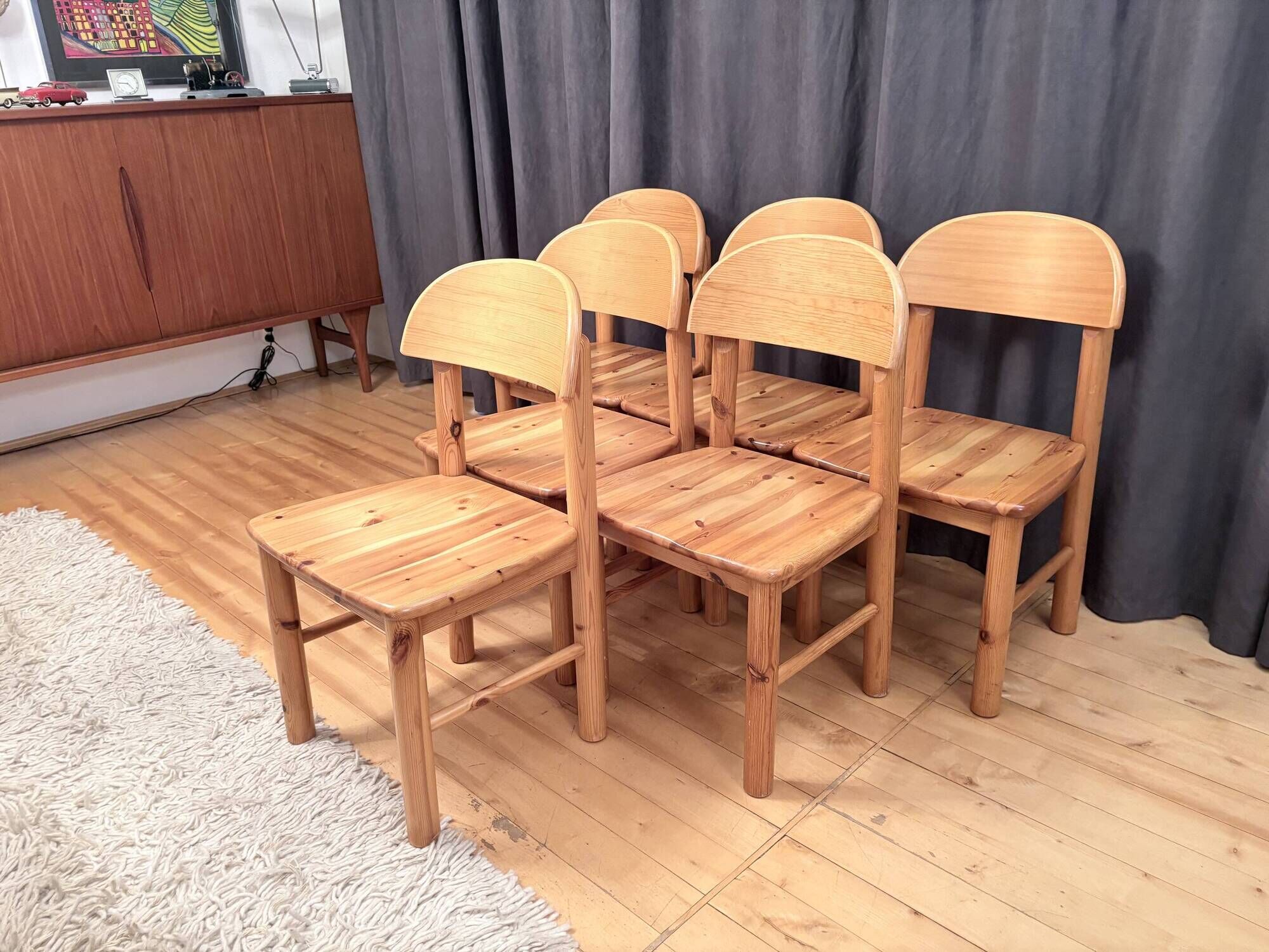 Ensemble de six chaises conçues par Rainer Daumiller, Hirtshals Savvaerk, Danemark.